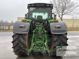 John Deere 6215 R