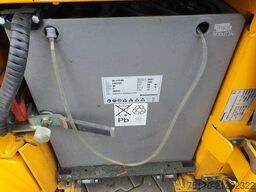 Jungheinrich EFG 215 / Triplex: 4.25m! / SS / nur 1.368h!