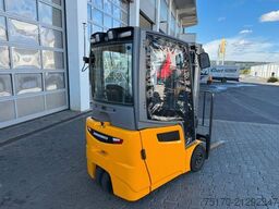 Jungheinrich EFG 215 / Triplex: 4.25m! / SS / nur 2.865h!