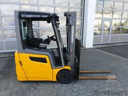 Jungheinrich EFG 215 / Triplex: 4.25m! / SS / nur 3.488h!