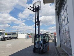 Still RX20-14 / 2025 / Triplex: 4.30m! / 751h! / SS