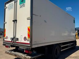 IVECO MOTRICE FRIGO