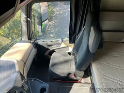 Mercedes-Benz Actros 1943