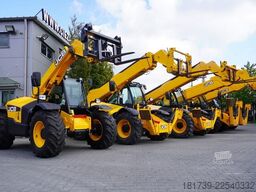 JCB 535-95 / 3.5 T / range 9.5 m / joystick