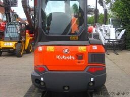 Kubota U27-4