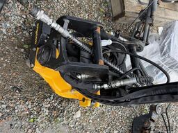 Engcon EC206B rototilt w/ Levers and cables. - S40 mount