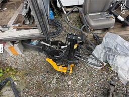 Engcon EC206B rototilt w/ Levers and cables. - S40 mount