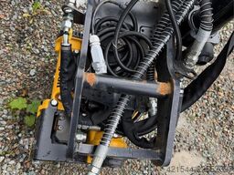 Engcon EC206B rototilt w/ Levers and cables. - S40 mount