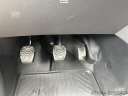 Ford Transit Minibus – 16+1 Seats and Low Mileage