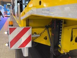NÜKTE 4 ACHS TIEFLADER VIERTE ACHSE GELENKT