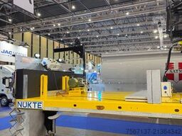  NÜKTE 4 ACHS TIEFLADER VIERTE ACHSE GELENKT