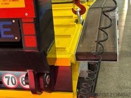  NÜKTE 4 ACHS TIEFLADER VIERTE ACHSE GELENKT