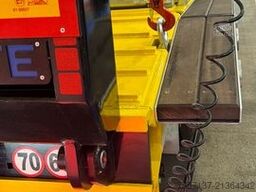  NÜKTE 4 ACHS TIEFLADER VIERTE ACHSE GELENKT