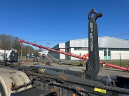 MERCEDES-BENZ Actros 2548 / BigSpace / Retarder / Meiller RS