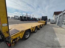 GOLDHOFER STZ-MPA-4 (245) A 4 x gelenkt ausziehbar