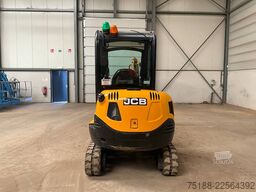 JCB 8026