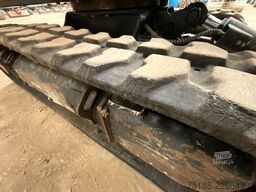 JCB 8026