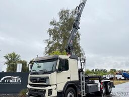 VOLVO FMX 370 6x2 lift/lenk Abrollkipper KRAN 13m FUNK