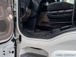 DAF XG + 530 FT