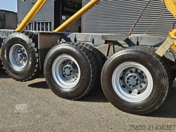 Volvo FMX 460 10x4 / 30m3 TIPPER / MINING