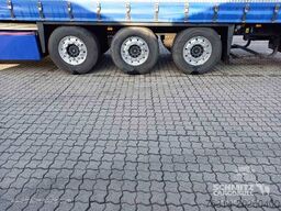 Schmitz Cargobull Curtainsider Standard Getränke