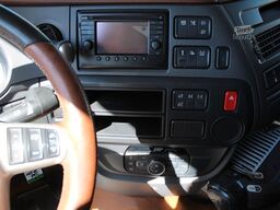 DAF XF 530 6x4 HOLZ KRAN PALFINGER EPSILON Nr: 377