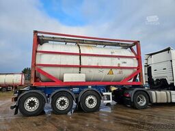 SCHMITZ CARGOBULL Tankchassis mit Tankcontainer, 424.676 KM