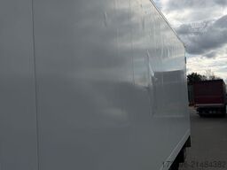 IVECO Daily 70c18 HiMatic Luft, Euro6, Lbw. Koffer