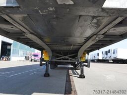 SCHMITZ CARGOBULL SKO 24/DOPPELSTOCK / 2700 mm / 196 tsd km 3 x