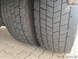 Volvo FM 330 6x2 Lenkachse/LBW/Böse/Überdach