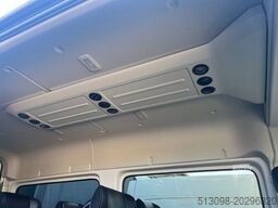 VOLKSWAGEN CRAFTER 9 SITZER KLIMAA. NAVI 177 PS 1.HAND
