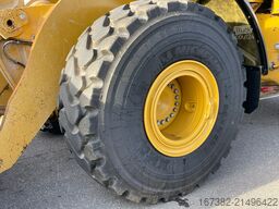Caterpillar 966M