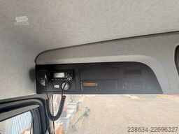 Mercedes-Benz Arocs 3248