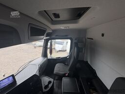 Mercedes-Benz Arocs 3248