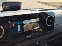 MERCEDES-BENZ 519  Allrad 4 x 4 Lagerfahrzeug Stock 20 Sitzer