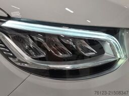 MERCEDES-BENZ 519  Allrad 4 x 4 Lagerfahrzeug Stock 20 Sitzer