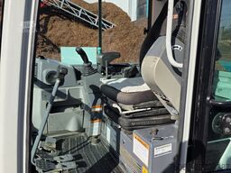 Takeuchi TB 235