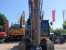 Liebherr R 922 Litronic