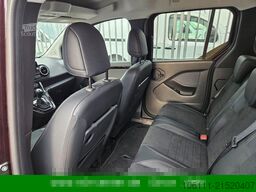 MERCEDES-BENZ T-Klasse 180 d standard Edition antara