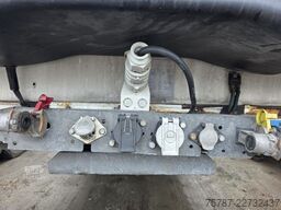 SCHMITZ CARGOBULL Tiefkühler, 3 Kammern, Lift, LBW, SCB*S3B