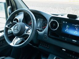 Mercedes-Benz Sprinter 519 CDI Minibus TouristLine