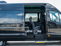 Mercedes-Benz Sprinter 519 CDI Minibus TouristLine