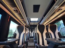 Mercedes-Benz Sprinter 519 CDI Minibus TouristLine