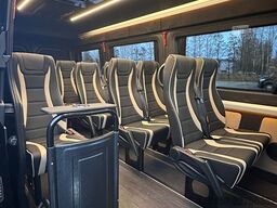 Mercedes-Benz Sprinter 519 CDI Minibus TouristLine