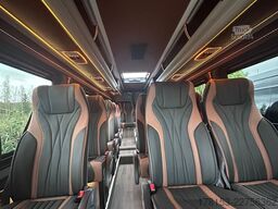 Mercedes-Benz Sprinter 519 CDI Minibus TouristLine