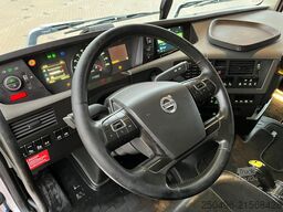 Volvo FH 16 650 8x4*4 FOR SALE AS CHASSIS