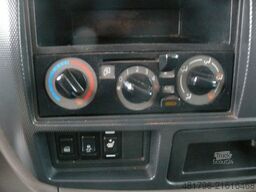 NISSAN NT400*Kipper*Euro 6* Klima