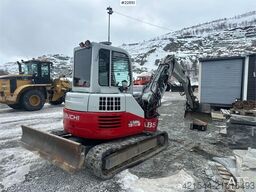 Takeuchi TB153FR excavator w/ 3 buckets and grapple cassett