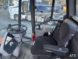 Volvo SD77DX roller w/ low hours!