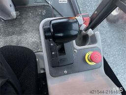 Volvo SD77DX roller w/ low hours!